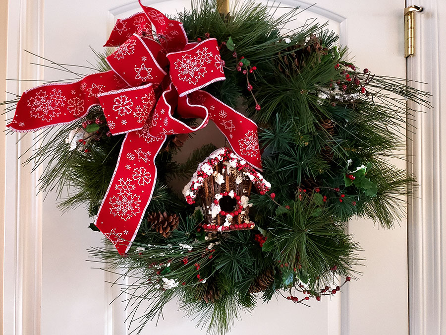 Birdhouse wreath